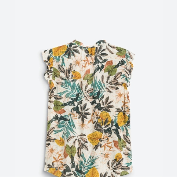 🌸 Daniel Rainn Flutter Sleeve Blouse Floral Size S NWT STITCH FIX - Picture 8 of 9